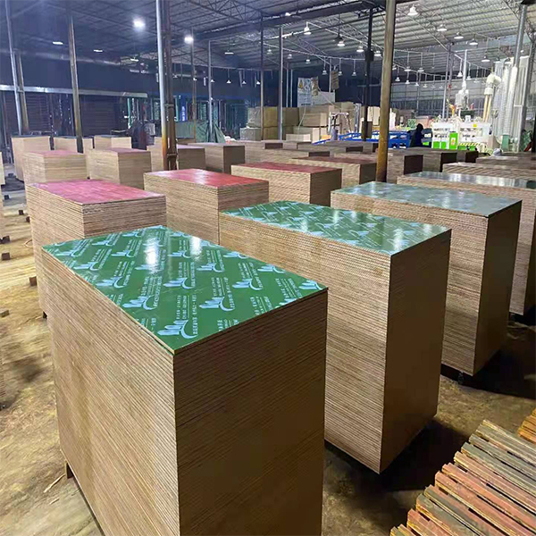 绿色建筑木模板