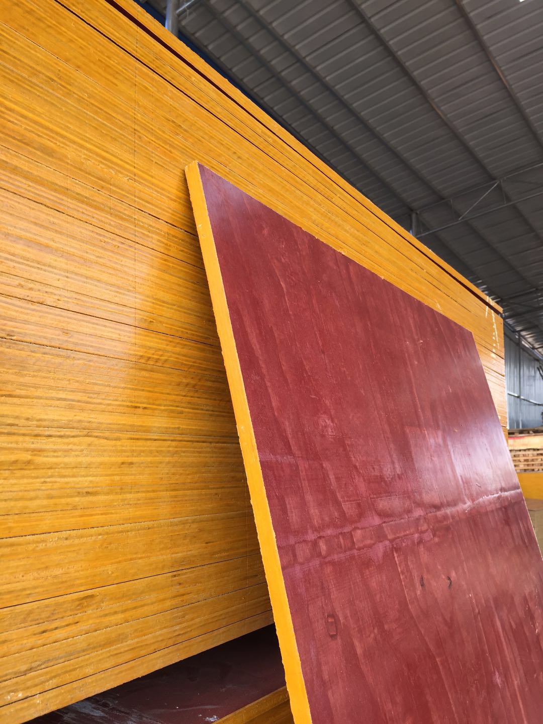 建筑模板与胶合板有松木区别？