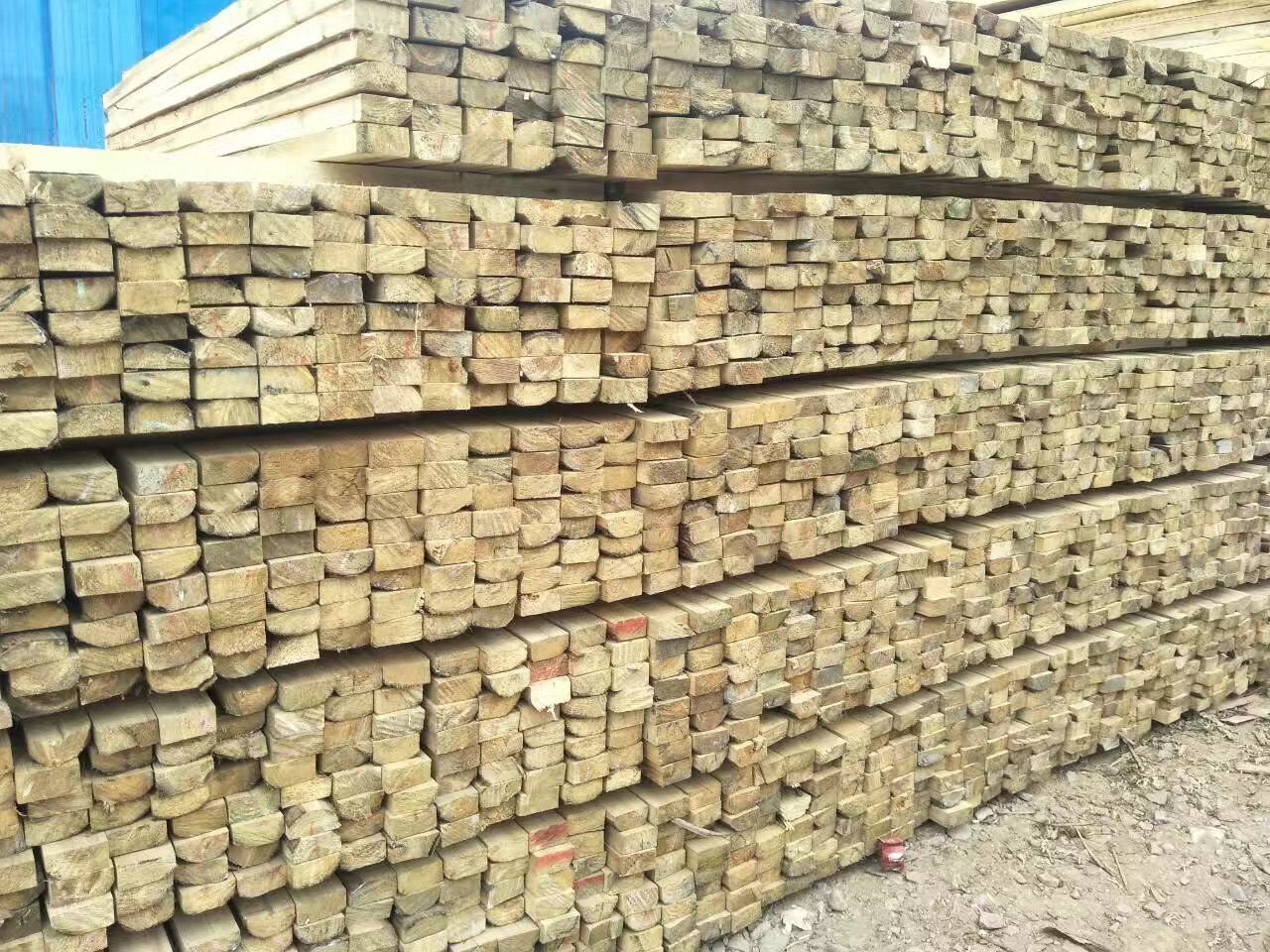 金生水建筑木方