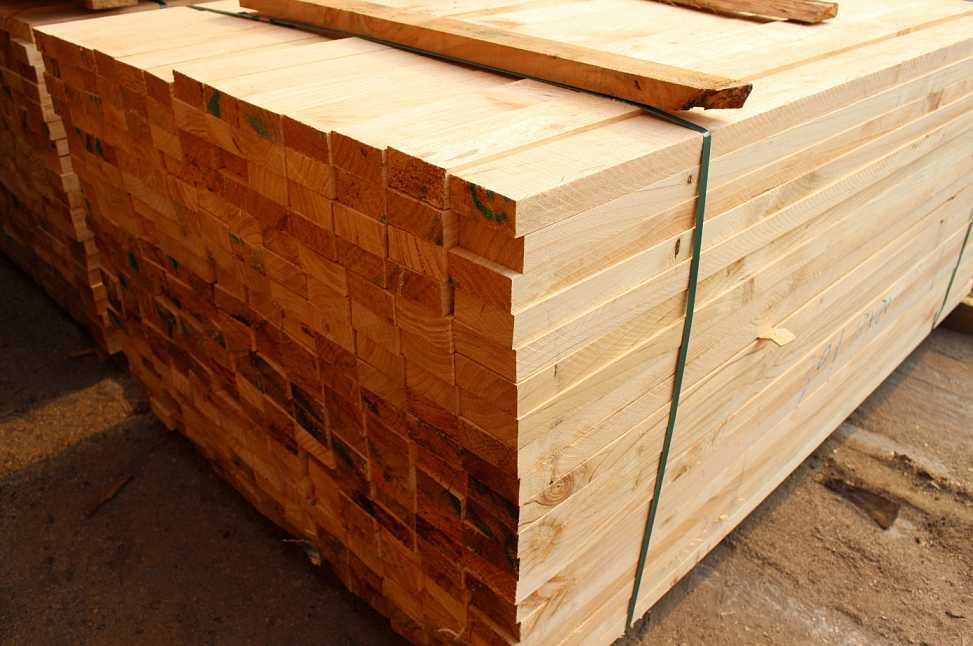 建筑木方在各种环境中的存储方式，你做对了吗？